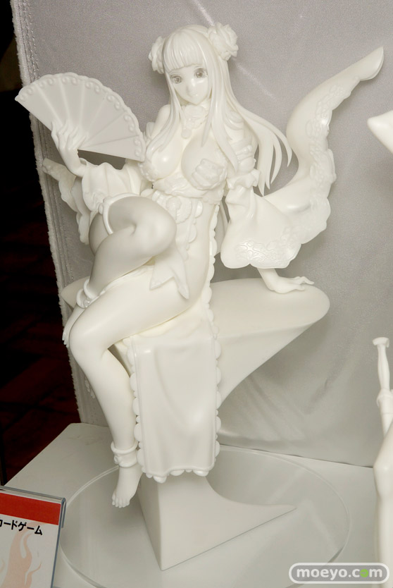 ヴェルテクスの三国志大戦 トレーディングカードゲーム 何太后のフィギュアサンプル画像03