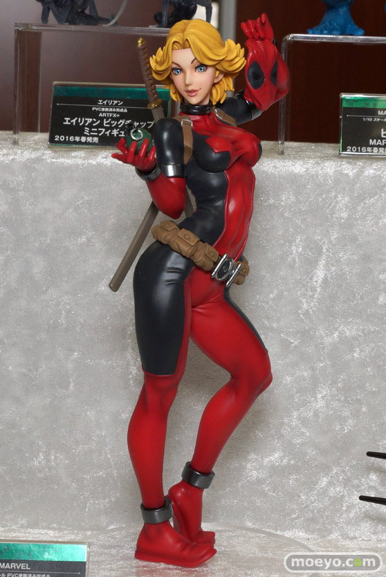 コトブキヤのMARVEL美少女 MARVEL UNIVERSE レディ・デッドプールのフィギュアサンプル画像03