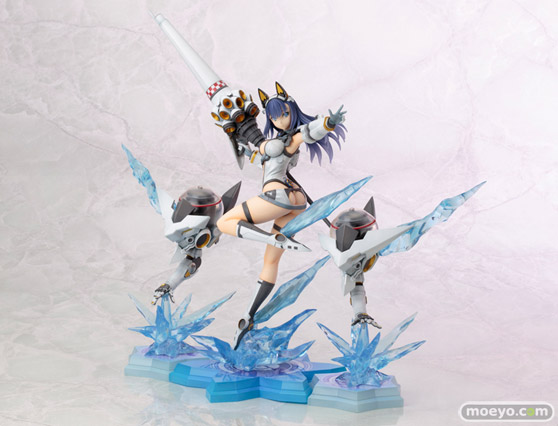 コトブキヤのソード&ウィザーズ 覇剣の皇帝と七星の姫騎士 雪城冬華のフィギュアサンプル画像01