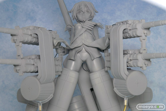 アルターのストライクウィッチーズ2 ゲルトルート・バルクホルン ジェットストライカーVer.のフィギュアサンプル画像16