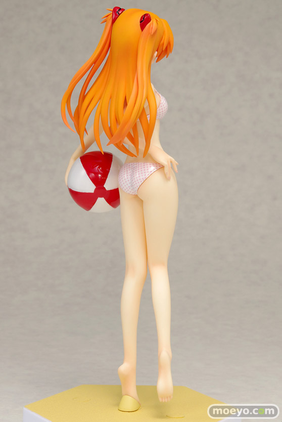 ウェーブのBEACH QUEENS 新世紀エヴァンゲリオン 惣流・アスカ・ラングレー コミックVer.のフィギュアサンプル画像02