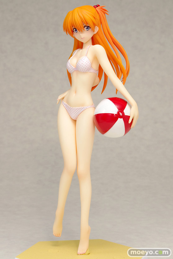 ウェーブのBEACH QUEENS 新世紀エヴァンゲリオン 惣流・アスカ・ラングレー コミックVer.のフィギュアサンプル画像03