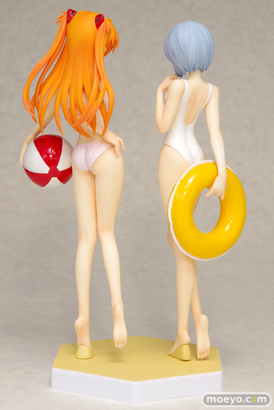ウェーブのBEACH QUEENS 新世紀エヴァンゲリオン 惣流・アスカ・ラングレー コミックVer.のフィギュアサンプル画像08