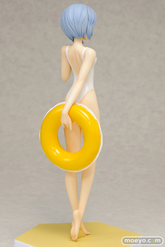 ウェーブのBEACH QUEENS 新世紀エヴァンゲリオン 綾波レイ コミックVer.のフィギュアサンプル画像02