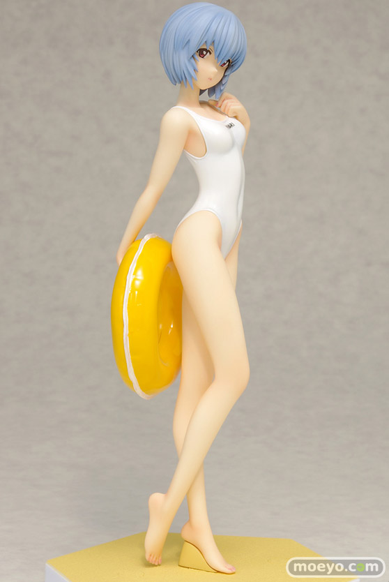 ウェーブのBEACH QUEENS 新世紀エヴァンゲリオン 綾波レイ コミックVer.のフィギュアサンプル画像03