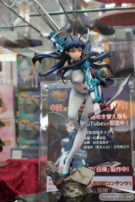 アスパイアの雛蜂 白樺(パイ・ファー)のフィギュアサンプル展示画像02