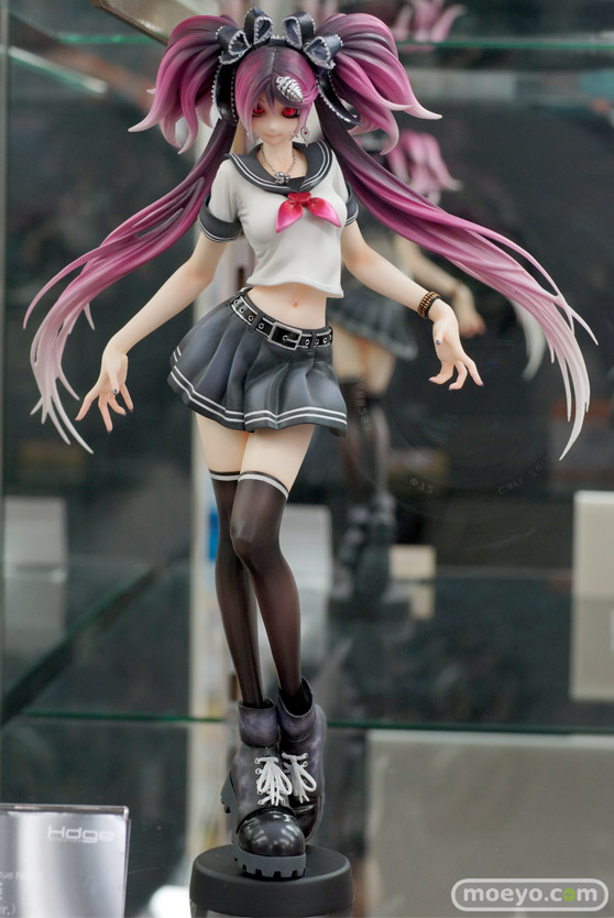 Hdge technical statue No.13 石灰詩絵美(シーエ セーラー服ver.)のフィギュアサンプル画像01