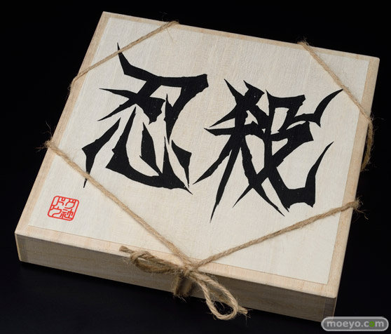 ニンジャスレイヤーのスリケンレプリカと立体マウスパッド　ナンシー・リーのサンプル画像03