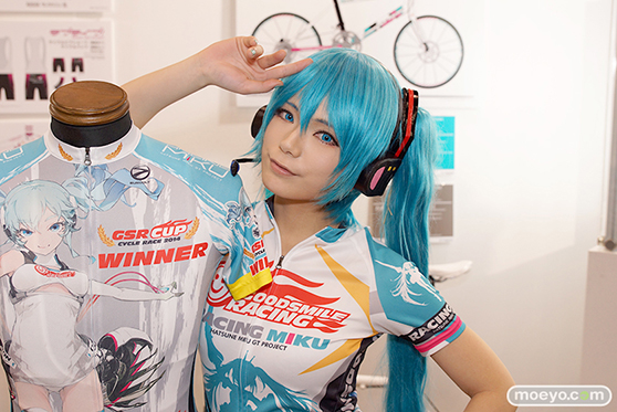 ワンフェス2015　コスプレ　イベント　コンパニオン　画像　写真　レポート