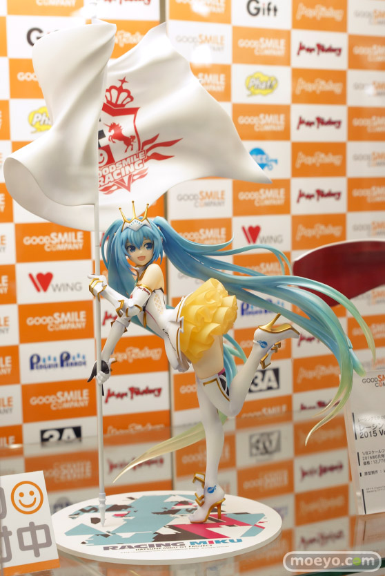 グッドスマイルカンパニーのレーシングミク 2015 Ver.のフィギュアサンプル展示画像02