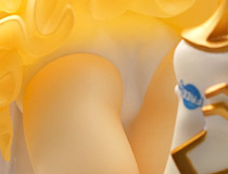 魅惑のプリケツ！グッドスマイルカンパニー新作フィギュア「レーシングミク 2015 Ver.」彩色サンプルがボークスホビー天国で展示！