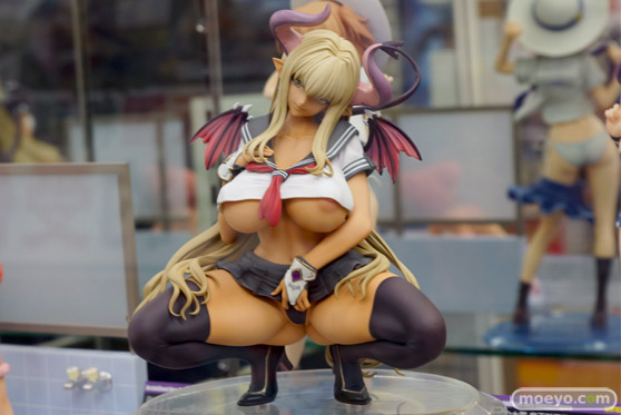 オーキッドシードのセーラーサキュバス サファイア-ポイズンブラック-のフィギュアサンプル画像03