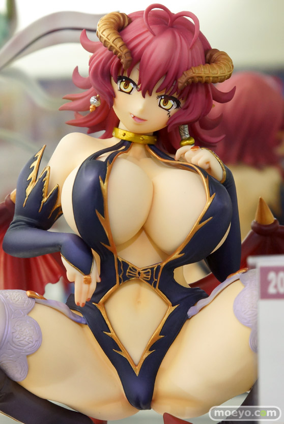 秋葉原での新作フィギュア展示の様子2016年1月24日09