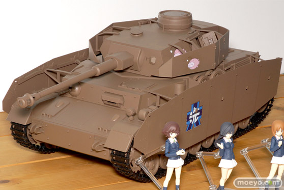 figma Vehicles IV号戦車H型（D型改）のフィギュアサンプル画像02