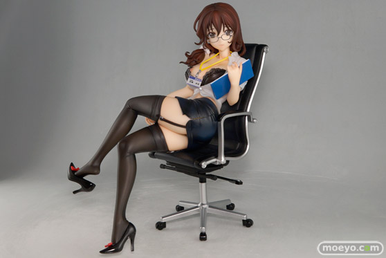 ダイキ工業の秘書課 初美ゆきのフィギュアサンプル画像01