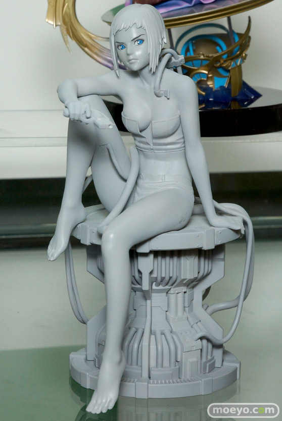 秋葉原での新作フィギュアサンプル展示の様子　ミク　そに子　ラブライブ11