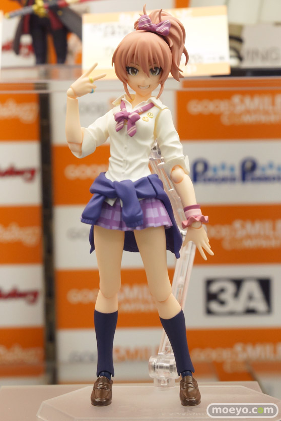 秋葉原での新作フィギュアサンプル展示の様子　ミク　そに子　ラブライブ21