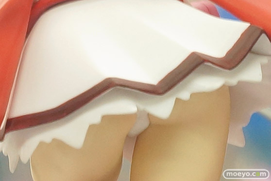 秋葉原での新作フィギュアサンプル展示の様子　ミク　そに子　ラブライブ33