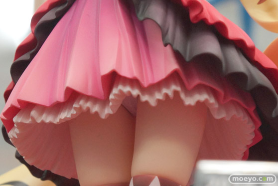 秋葉原での新作フィギュアサンプル展示の様子　ミク　そに子　ラブライブ36