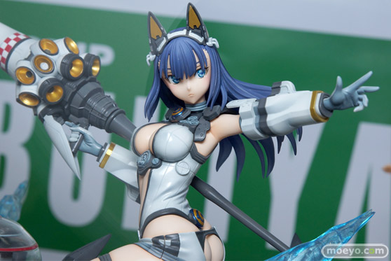 秋葉原の新作フィギュアサンプル展示の様子画像　雪城冬華　02