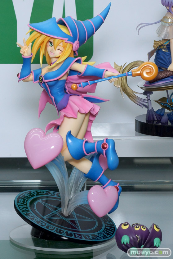 秋葉原の新作フィギュアサンプル展示の様子画像　雪城冬華　06