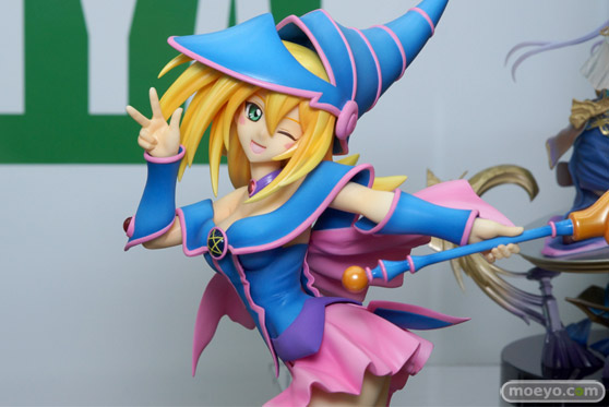 秋葉原の新作フィギュアサンプル展示の様子画像　雪城冬華　07