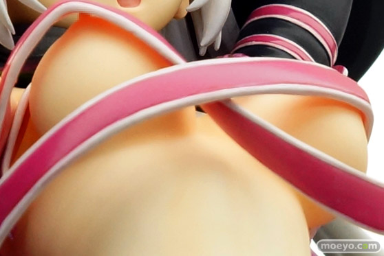 秋葉原の新作フィギュアサンプル展示の様子画像　雪城冬華　16