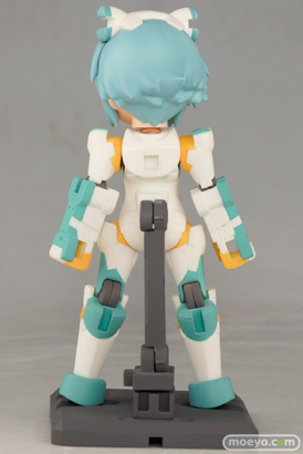 デスクトップアーミー B-101s シルフィーシリーズの素体の可動範囲など　フィギュアサンプル画像04