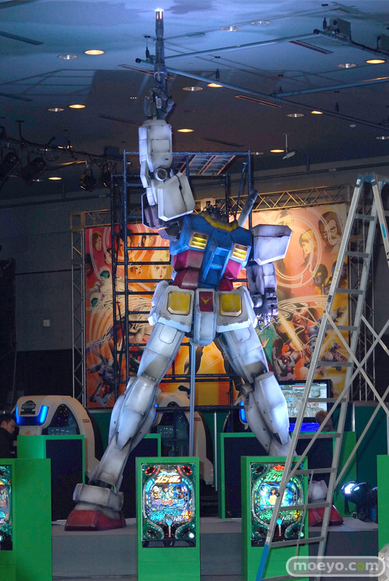 秋葉原の新作フィギュア展示の様子 新田美波 ルルティエ　セイテン　32