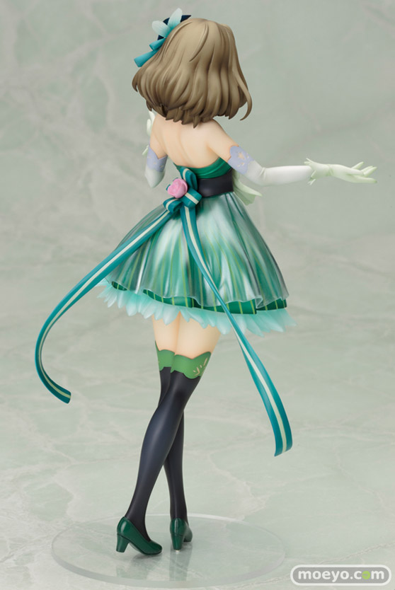 コトブキヤのアイドルマスター シンデレラガールズ 高垣楓 -はじまりの場所-のフィギュアサンプル画像03