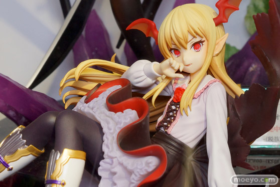 コトブキヤの神撃のバハムート リトルクイーン・ヴァンピィの製品版フィギュア画像05