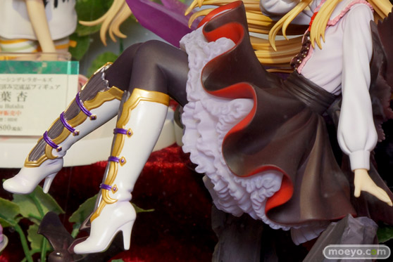 コトブキヤの神撃のバハムート リトルクイーン・ヴァンピィの製品版フィギュア画像06