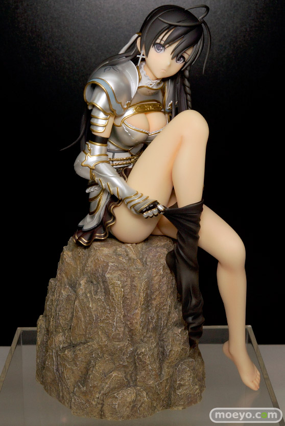 アルファマックスのシャイニング・レゾナンス ソニア・ブランシュのフィギュアサンプル展示画像01