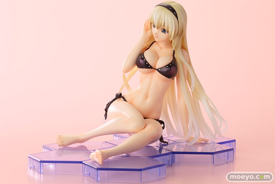 コトブキヤの4-Leaves シュヴァルツェスマーケン アイリスディーナ “黒の宣告”ver.の新作フィギュアサンプル画像03