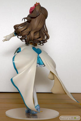 グッドスマイルカンパニーのアイドルマスター シンデレラガールズ 島村卯月 クリスタルナイトパーティVer.の新作フィギュアサンプル画像05