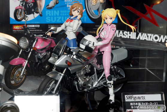 バンダイのS.H.フィギュアーツ 鈴乃木凜(ライダースーツ)＆GSX 400S KATANA 『ばくおん！』の新作フィギュアサンプル画像01