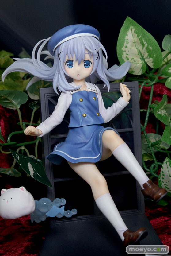 秋葉原での新作美少女フィギュアサンプル展示の様子 チノ ヨーコ 小日向蘭　湊智花01