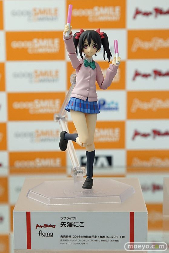 秋葉原での新作美少女フィギュアサンプル展示の様子 チノ ヨーコ 小日向蘭　湊智花09