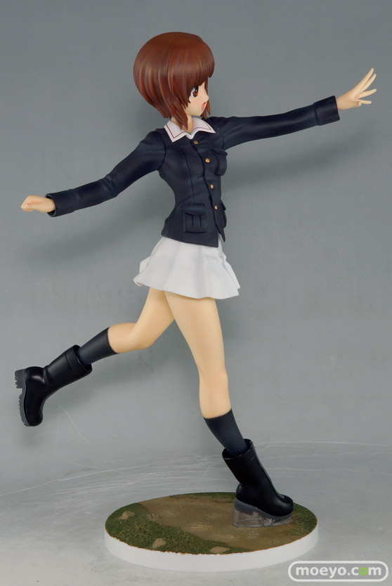 ウェーブのガールズ&パンツァー 西住みほ【パンツァージャケットVer.】のフィギュア製品版画像03