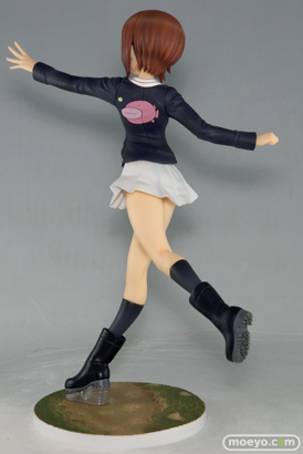 ウェーブのガールズ&パンツァー 西住みほ【パンツァージャケットVer.】のフィギュア製品版画像06