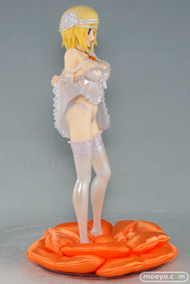 ウェーブのランジェリースタイル IS＜インフィニット・ストラトス＞ シャルロット・デュノアのフィギュア製品版画像03