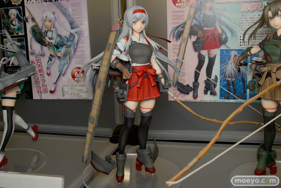 宮沢模型 第37回 商売繁盛セールのアオシマとダイキ工業とリボルブとクレイズとウェーブとキューズQの新作フィギュア展示の様子03