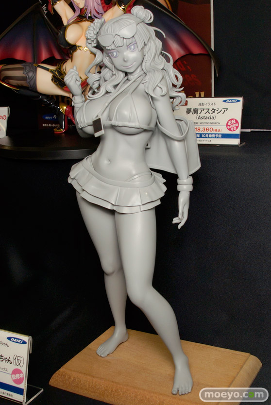 宮沢模型 第37回 商売繁盛セールのアオシマとダイキ工業とリボルブとクレイズとウェーブとキューズQの新作フィギュア展示の様子12