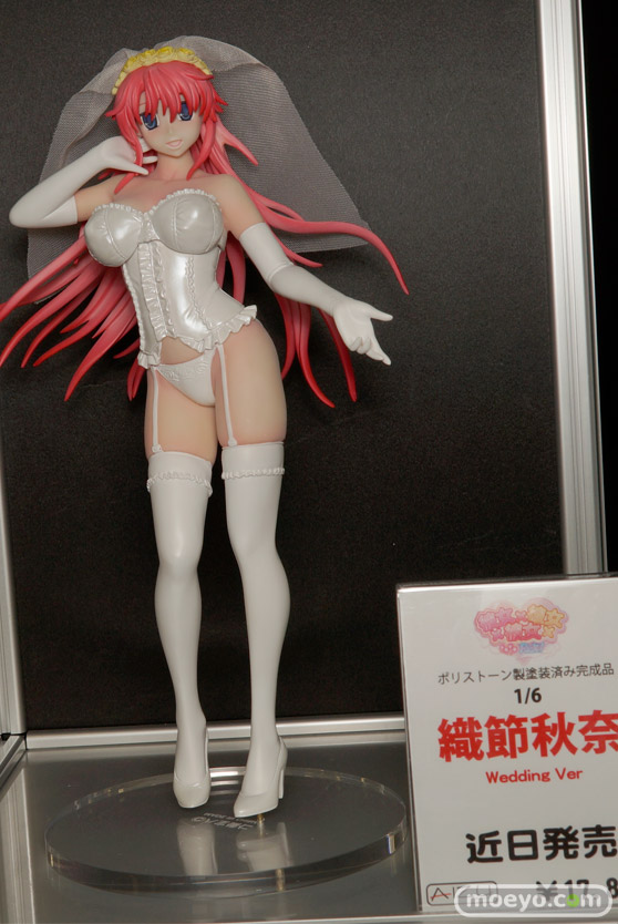 宮沢模型 第37回 商売繁盛セールのベルファインとアイズとクルシマ製作所とエイプラスとブルーヴィーとアゾンとあみあみの新作フィギュア展示の様子24