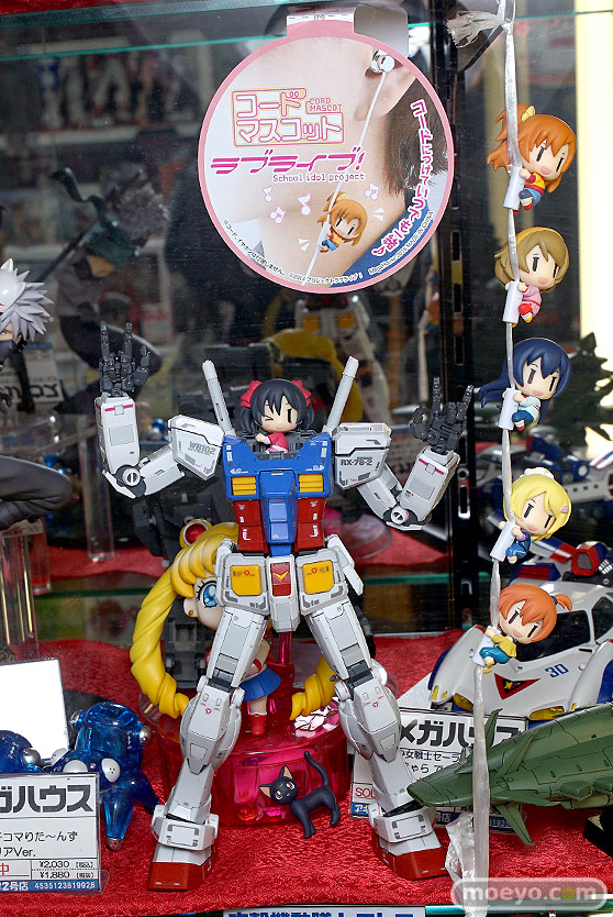 秋葉原の美少女フィギュア展示の様子 フリージア　フェリシア　カイ・ハーン　ラブライブ！11