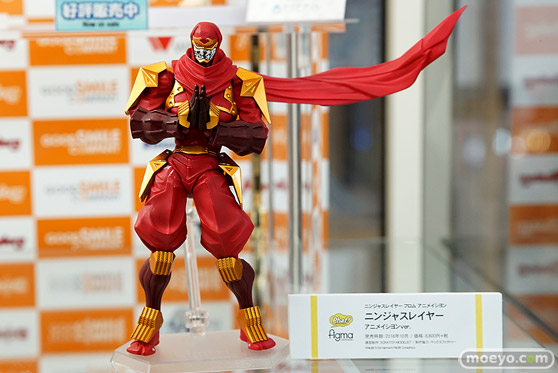 秋葉原の美少女フィギュア展示の様子 フリージア　フェリシア　カイ・ハーン　ラブライブ！24