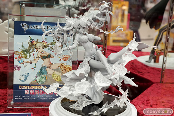 秋葉原での美少女フィギュアサンプル展示の様子　すーぱーそに子～カウガール～10