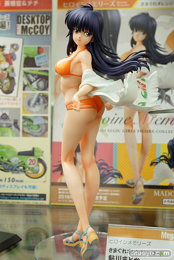 秋葉原での美少女フィギュアサンプル展示の様子　すーぱーそに子～カウガール～12