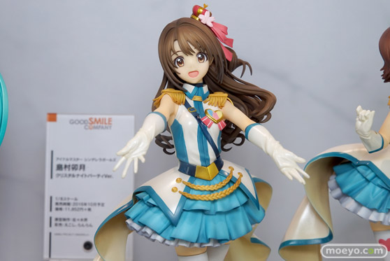 ニコニコ超会議2016のグッドスマイルカンパニーブースの新作フィギュア展示の様子画像05