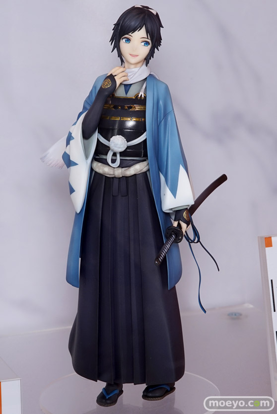 ニコニコ超会議2016のグッドスマイルカンパニーブースの新作フィギュア展示の様子画像13